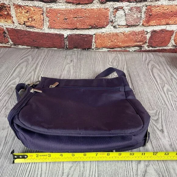 SOLD - TRAVELON 5-POINT ANTITHEFT SECURITY BAG CLASSIC - Picture 2 of 4